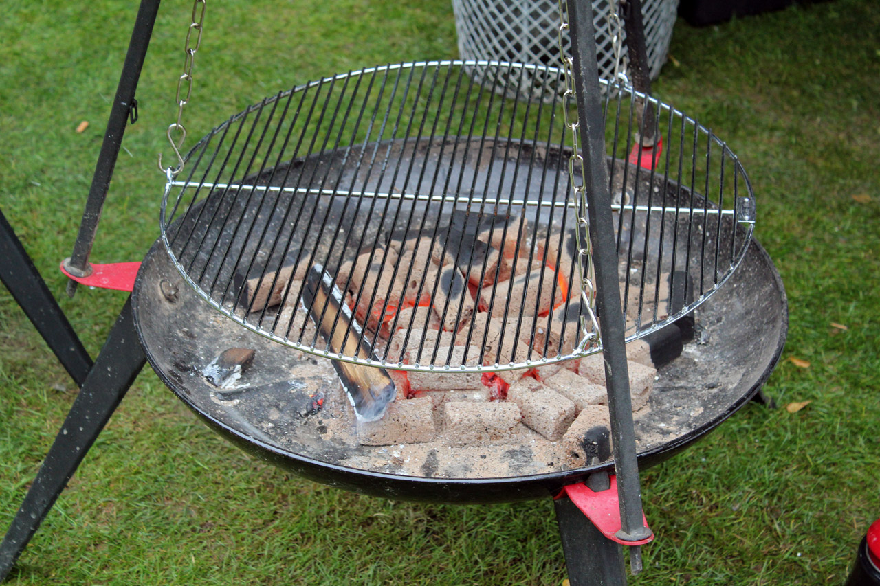 IMG_5079-team_bonfire.jpg