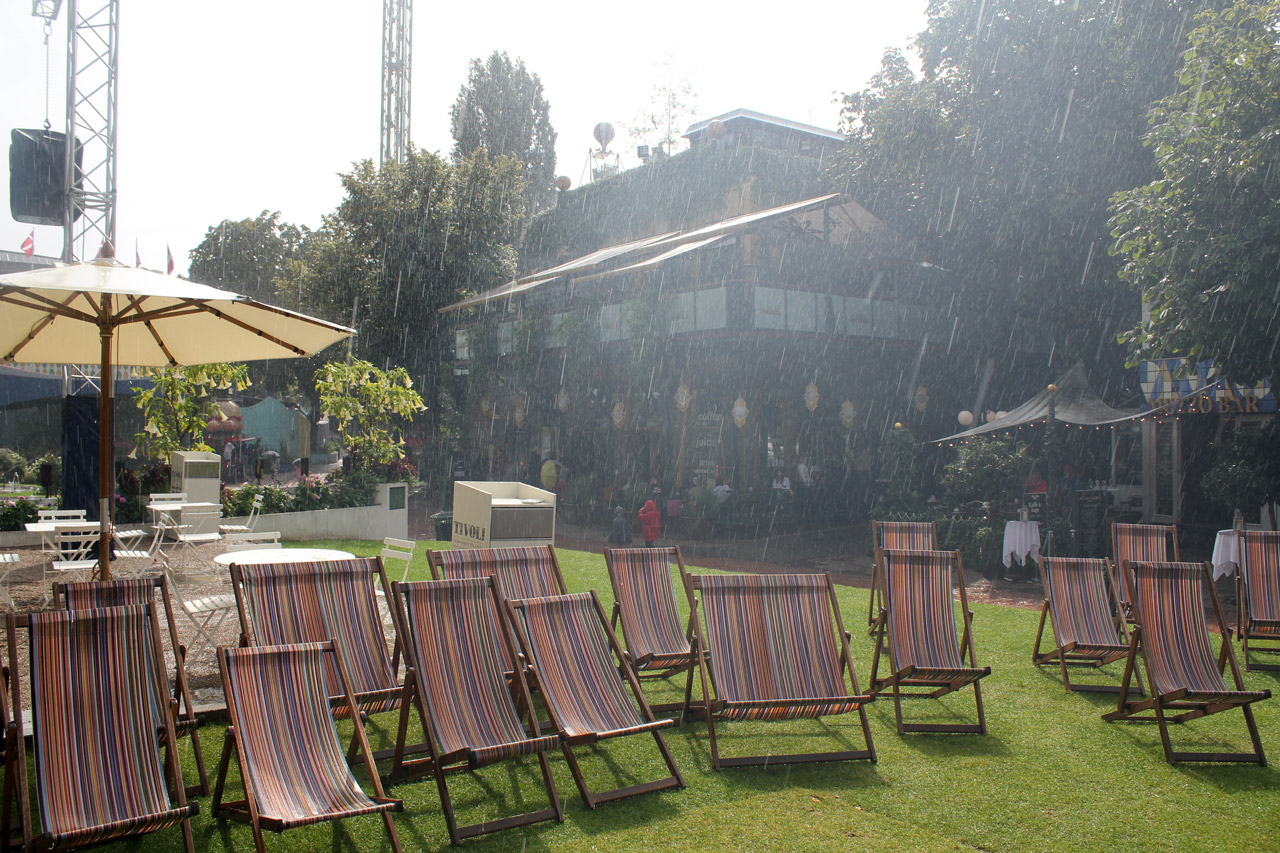 IMG_5243-torrential_rain.jpg