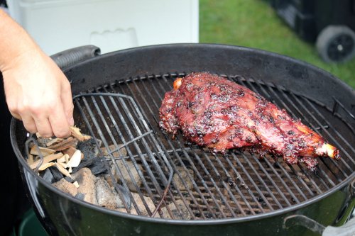IMG_5306-son_and_dad_bbq.jpg