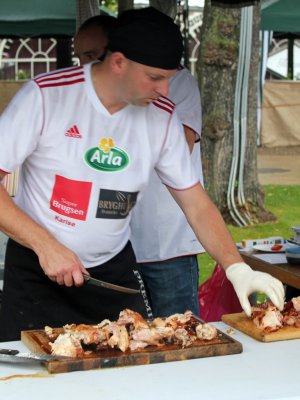 IMG_5368-bbq_team_faxe-chicken.jpg
