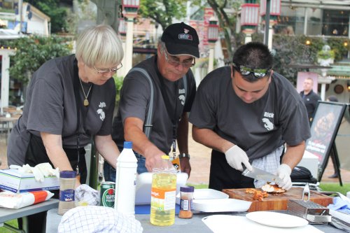 IMG_5382-bbq_team_als.jpg