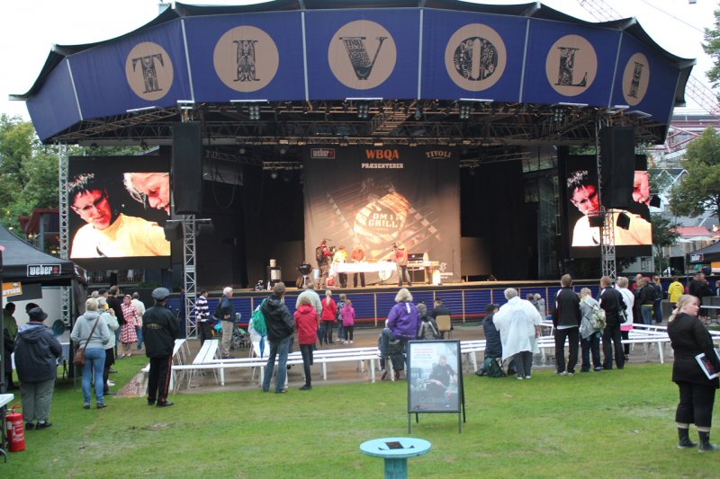 IMG_5608-stage.jpg