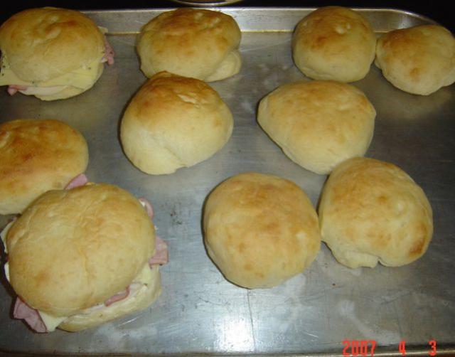 Hamburger buns