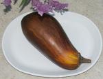 Kashalot eggplant ready for seedsaving - has turned a golden brown